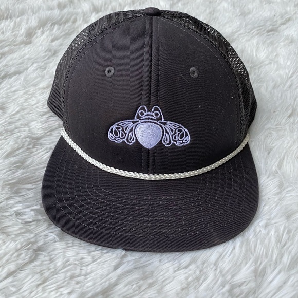 PARAMOUNT • Patrón Tequila Logo Snapback Trucker Hat - Picture 4 of 13